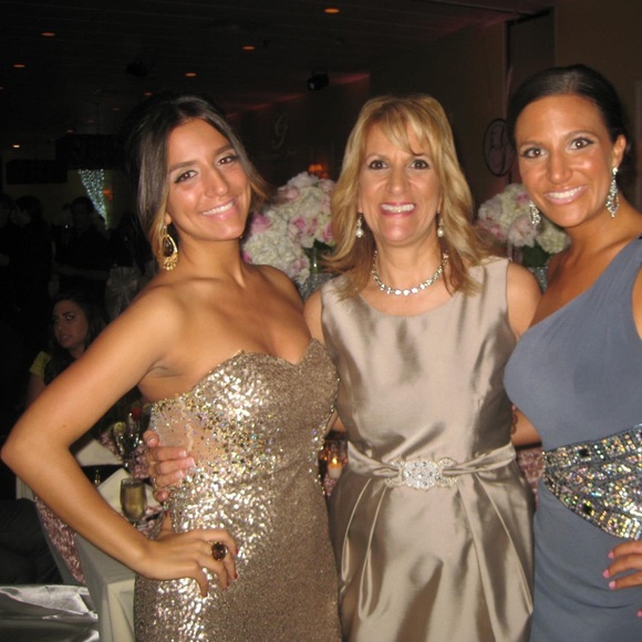 La Femme gown in bronze/gold - Picture 14 of 14